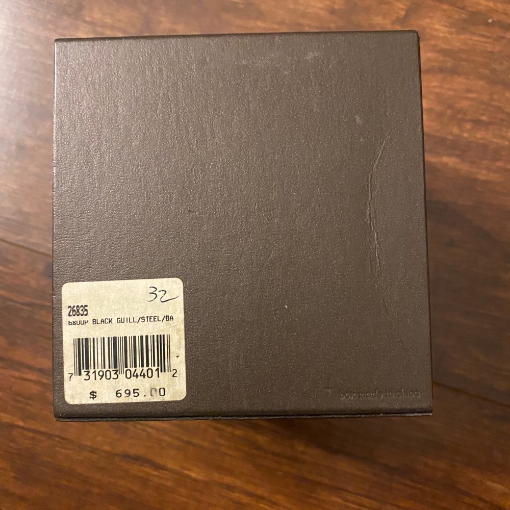 Gucci Watch - Picture 3 of 10
